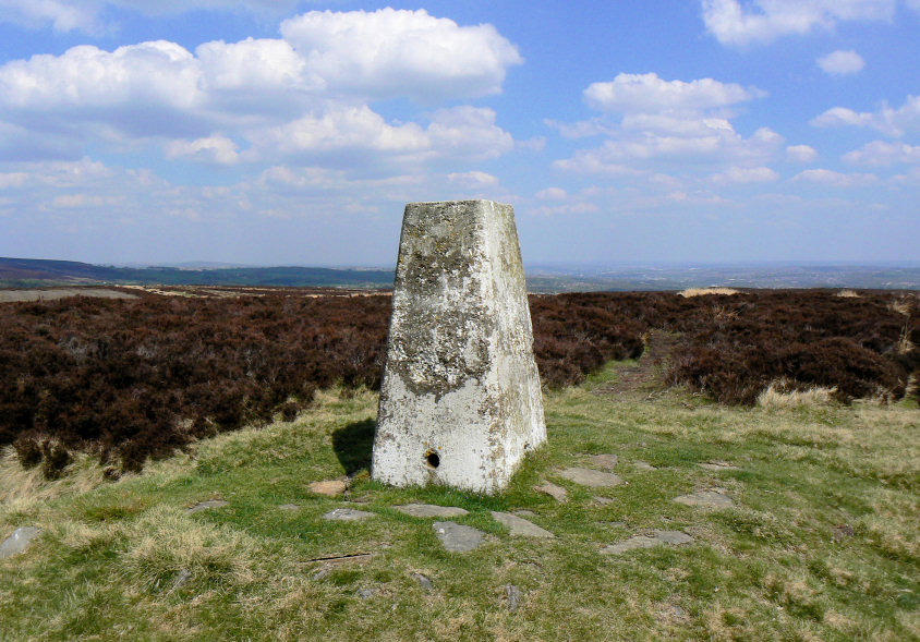 Flask Edge trig point Flask Edge trig point